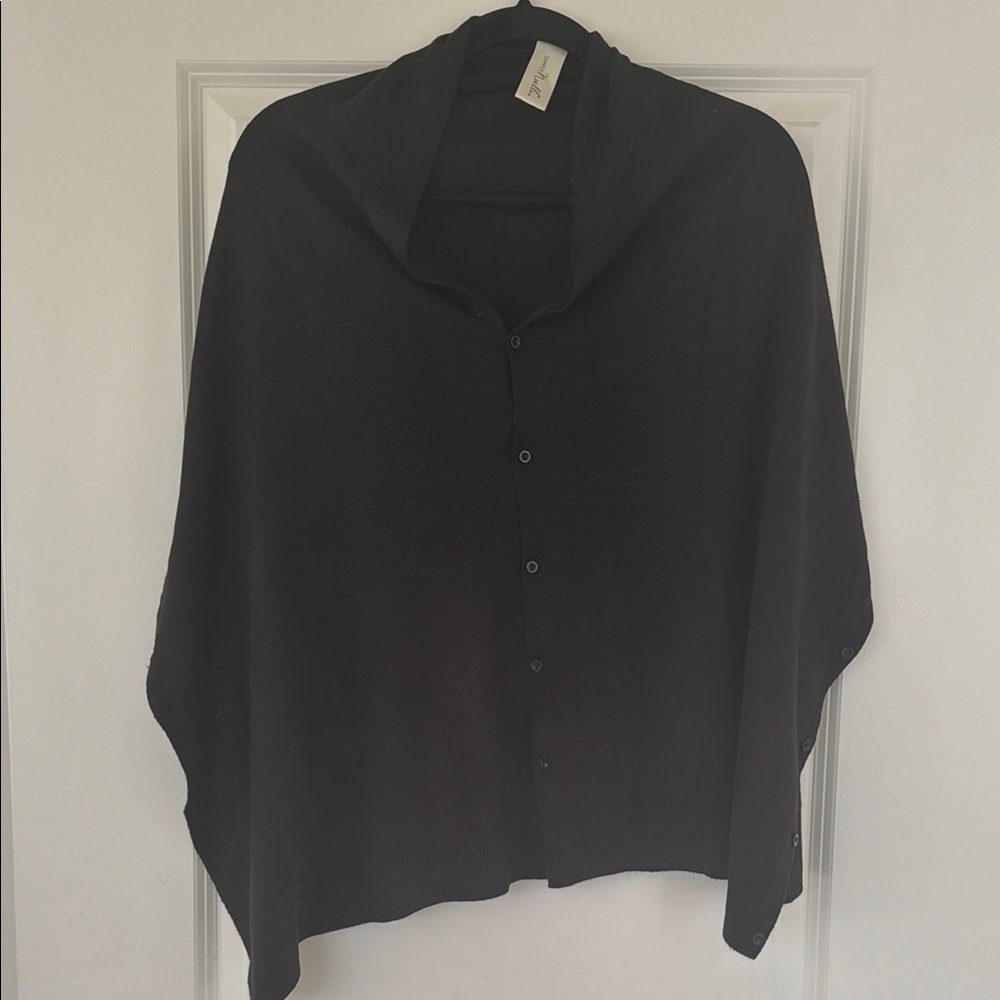 Simply Noelle Black Poncho